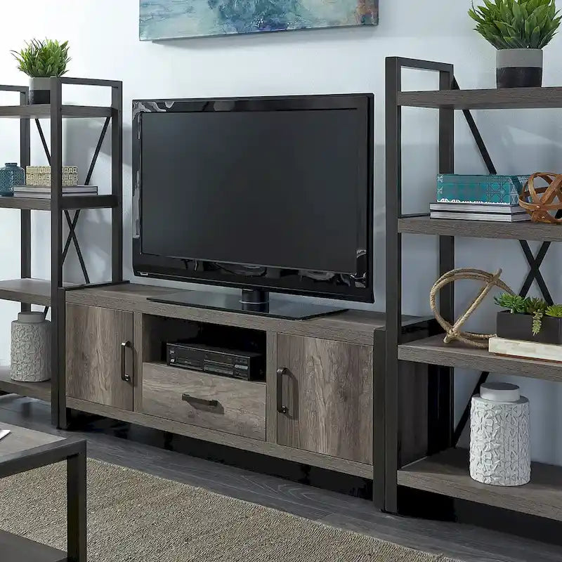  Greystone Entertainment Center w Piers