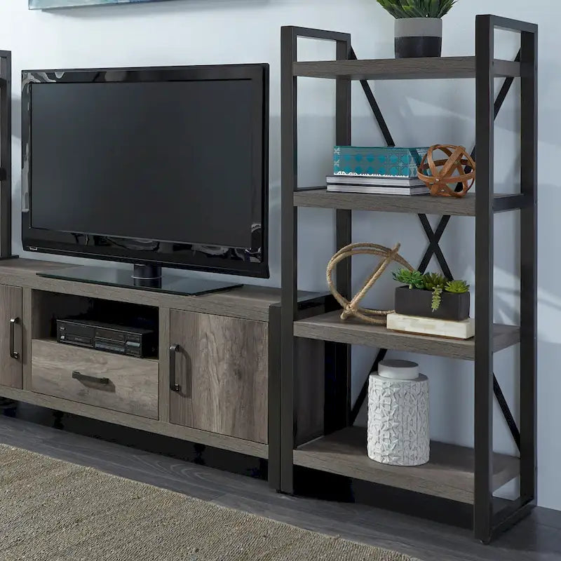 Greystone Entertainment Center w Piers